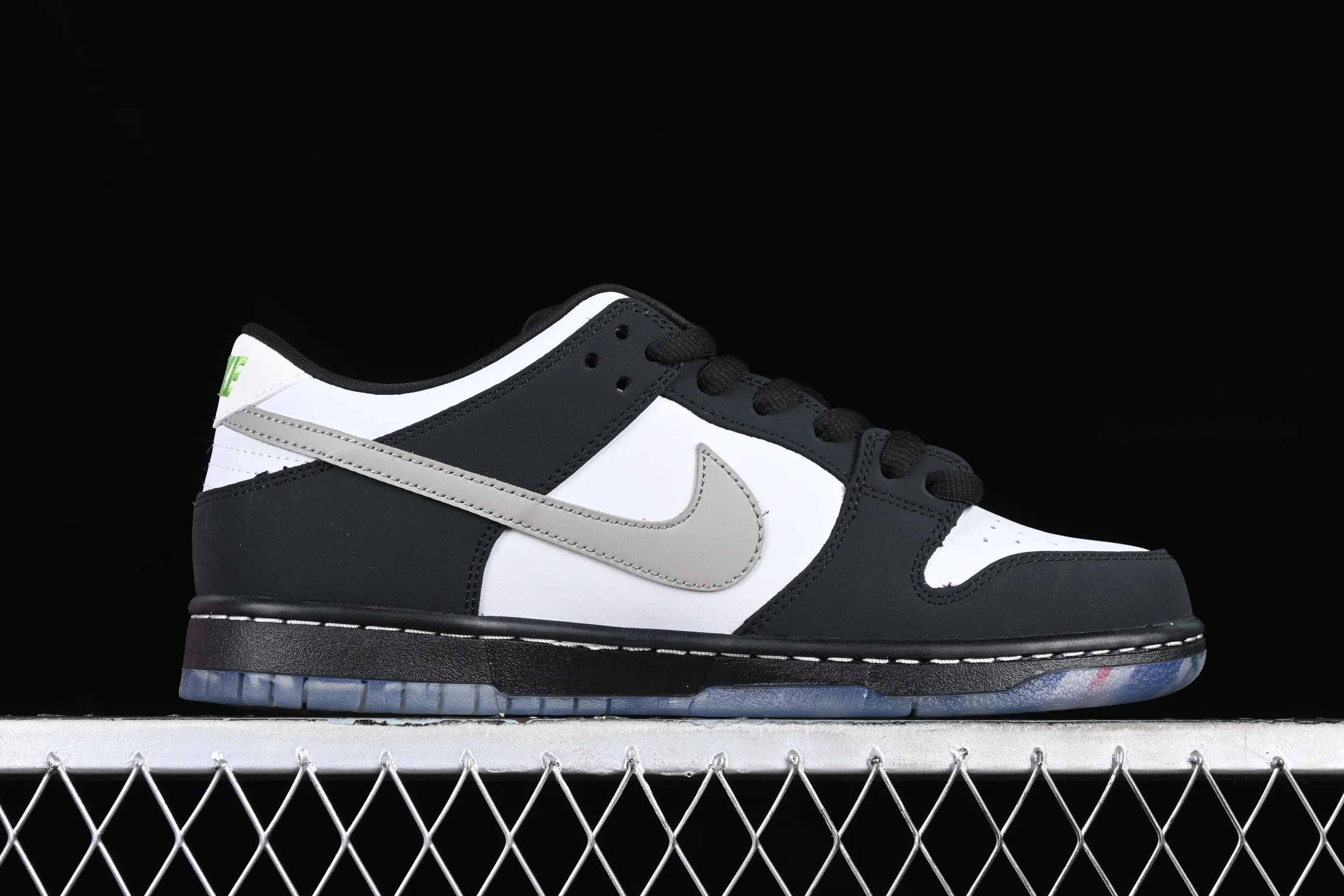 All Categories Nk SB Dunk Series Nk SB Dunk Low Low-top Sneakers K Version Jeff Staple x Nk SB Dunk Low "Pigeon" 3.0 Black and White Panda Pigeon Low-top Classic Versatile Casual Sports Sneakers BV1310-013
